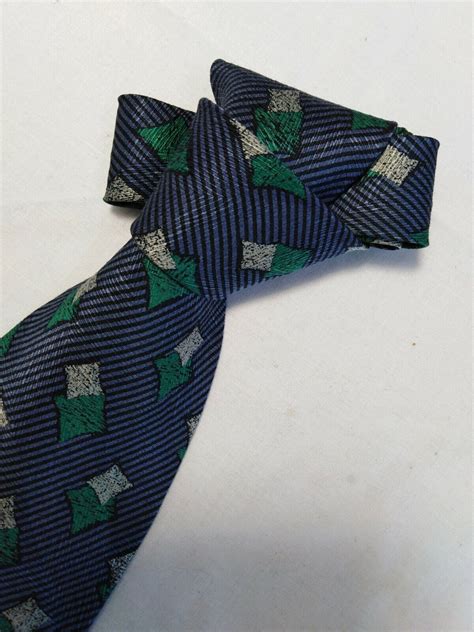 giorgio armani cravatte silk tie.